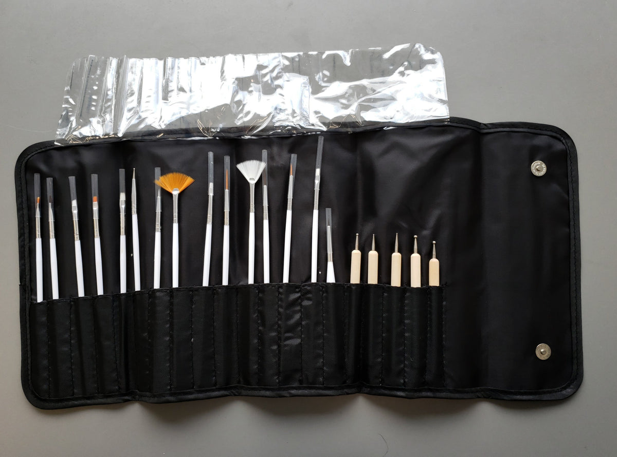 NAIL ART BRUSHES | WITH CASE - 20 PCS