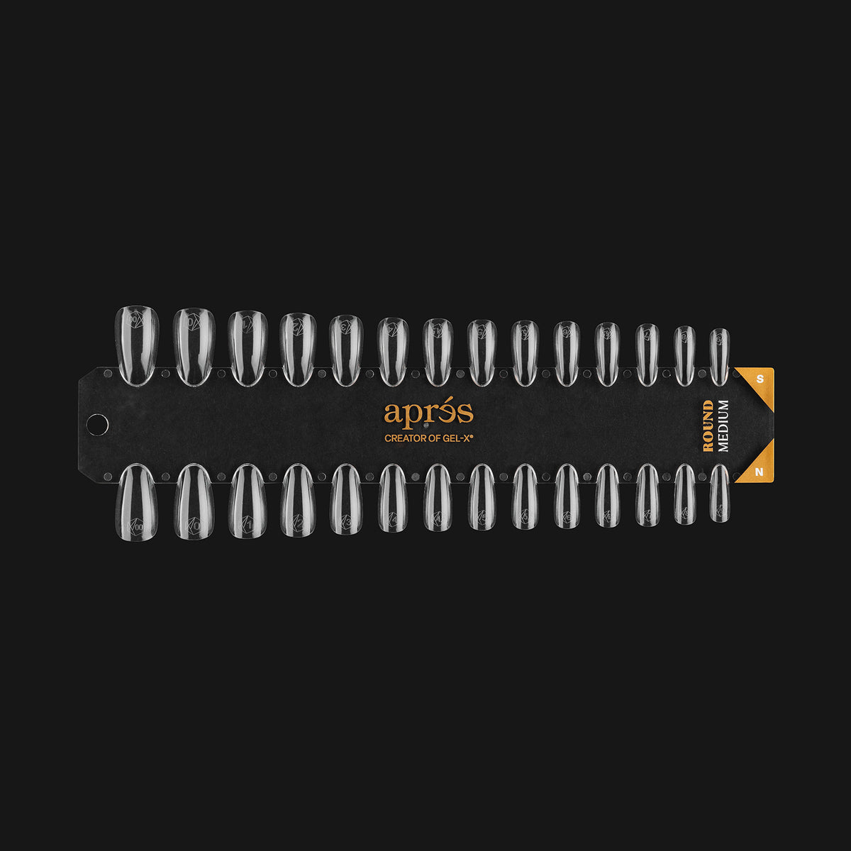 ROUND MEDIUM - NATURAL/SCULPTED | GEL-X TIP SWATCH - AFTER NAIL