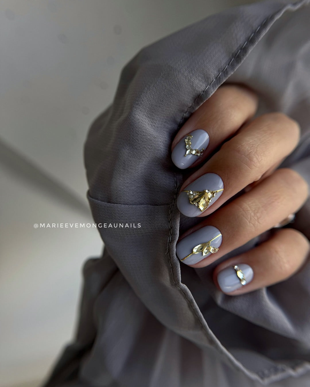 LUXIO ELLE | VERNIS GEL UV/LED DE COULEUR LILAS GRIS - AKZENTZ