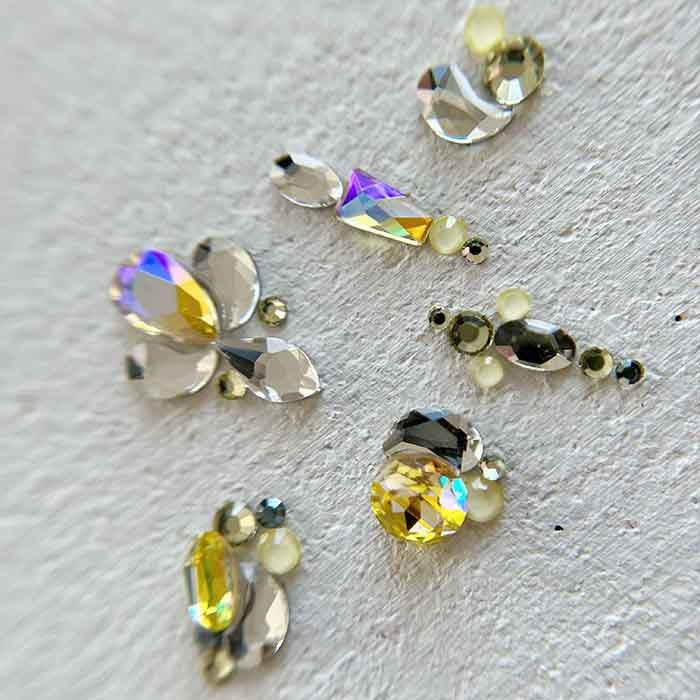 DIAMANTS FORMES VIRGULES (GAUCHE ET DROITE) | CRISTAL BLANC - MEM