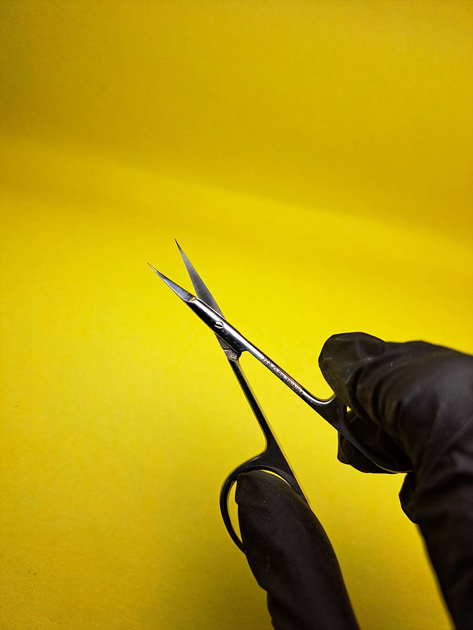 CISEAUX À CUTICULES COURBÉS X PRO - ZER.O BY ZRINKA