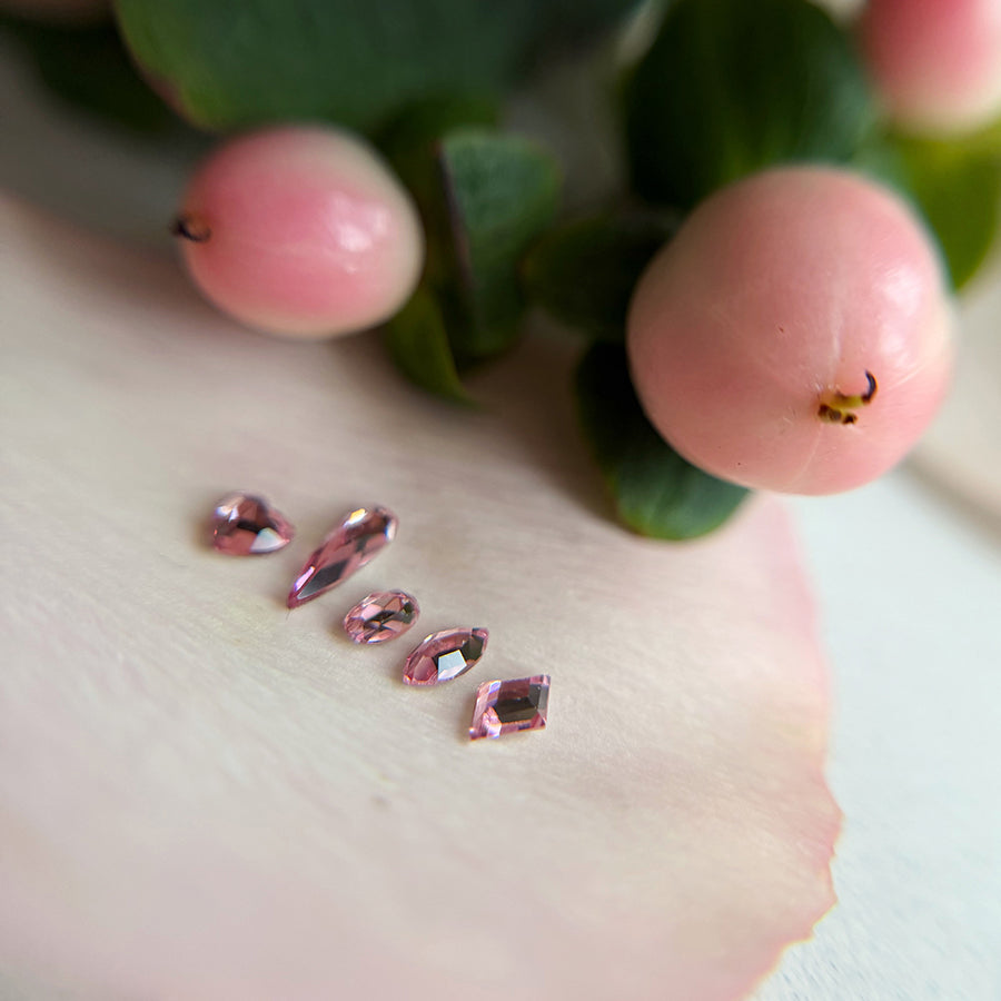 COMPLETE SET | BLOSSOM SHAPE DIAMONDS - MEM