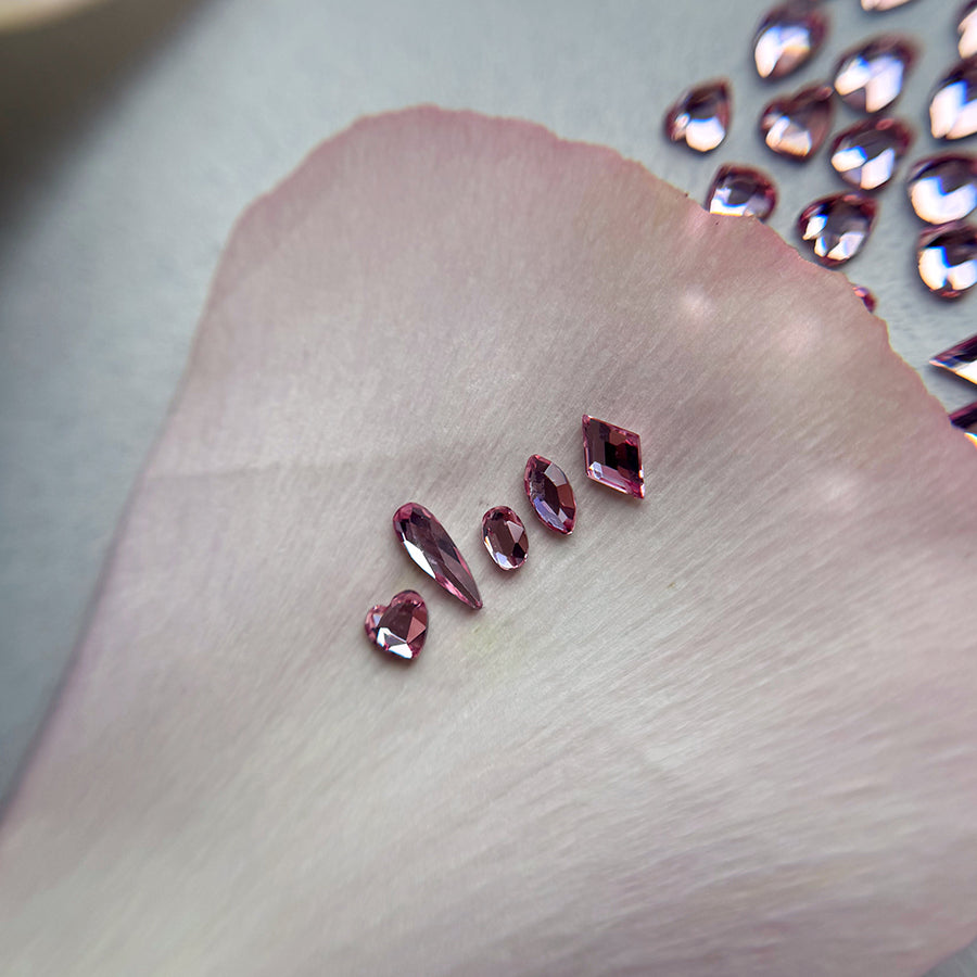 COMPLETE SET | BLOSSOM SHAPE DIAMONDS - MEM