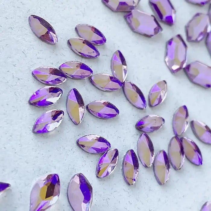 SHAPED DIAMONDS | PURPLE SKY - SMALL ASYMMETRICAL DIAMOND - MARIE-ÉVE MONGEAU