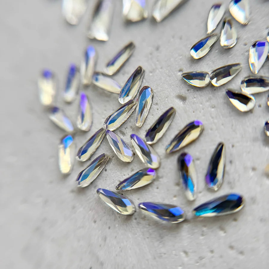DIAMANTS FORMES CLAIRE REFLET BLEUTÉ | 6 FORMES - MEM