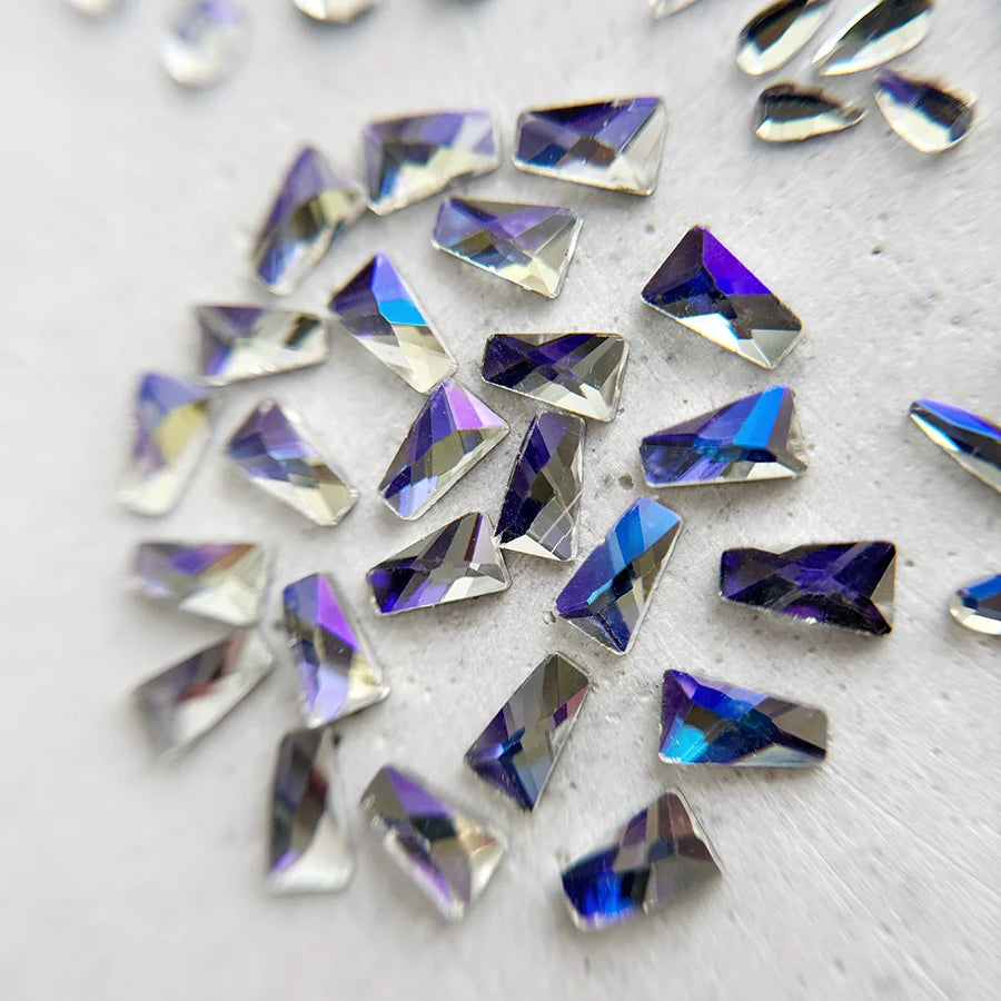DIAMANTS FORMES CLAIRE REFLET BLEUTÉ | 6 FORMES - MEM