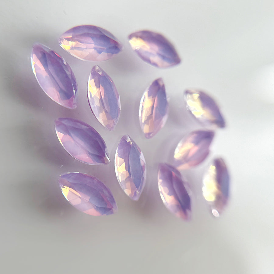 DIAMANTS FORMES | MAUVE PASTEL OEIL DE CHAT - MEM