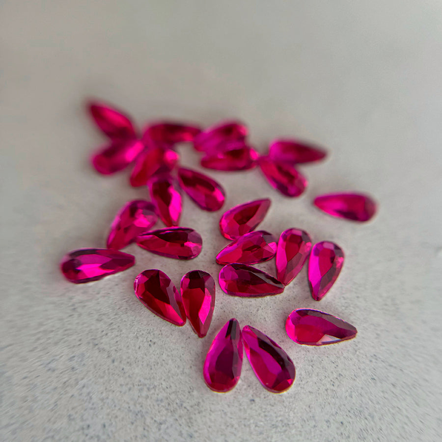 SHAPED DIAMONDS | FUCHSIA DROP - MEM