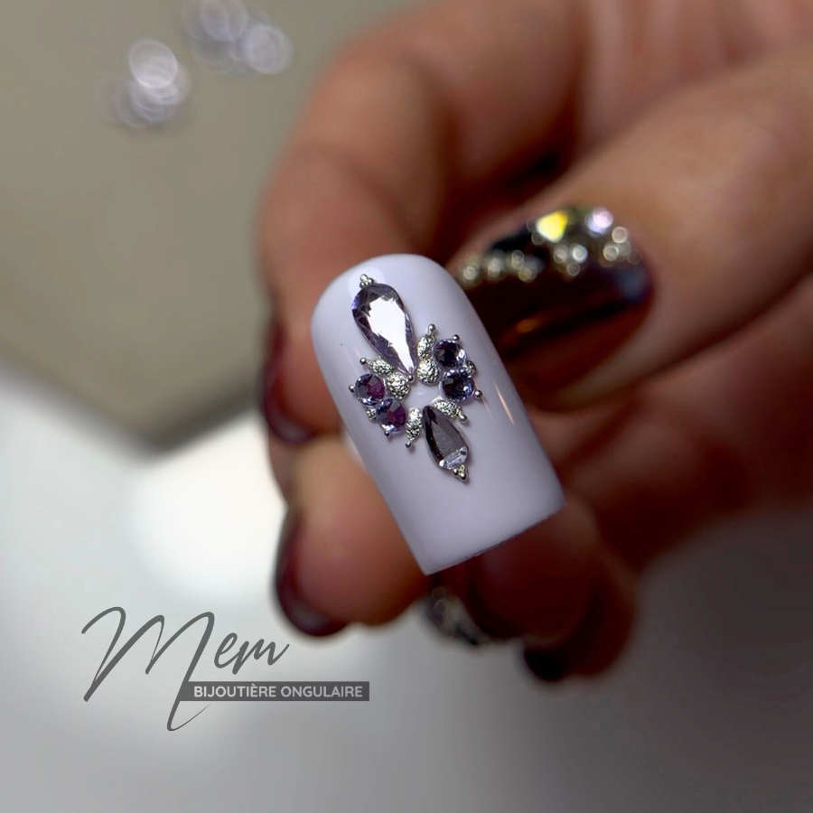 DIAMOND SHAPES | LIGHT LILAC DROP - MEM