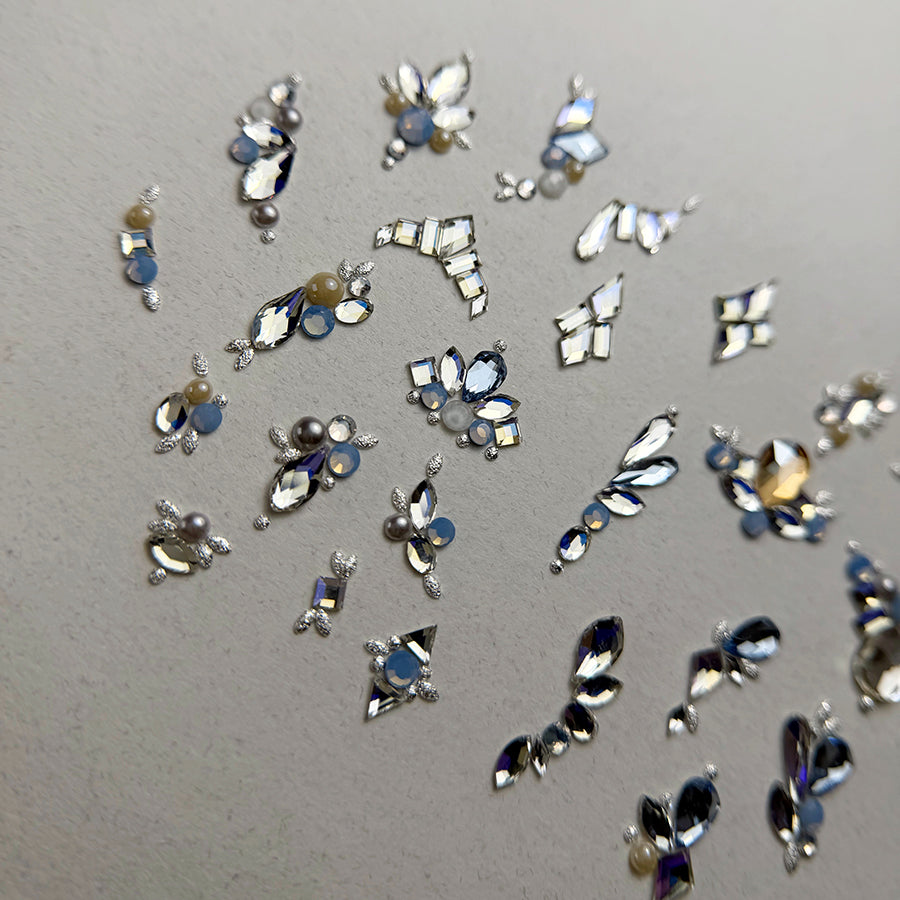 SHAPED DIAMONDS | SCANDINAVIAN | SMALL ELONGATED DROP - MEM