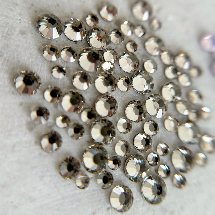 DIAMONDS | CURRANT - MEM