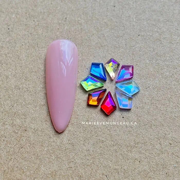 DIAMANTS FORMES | PETITS LOSANGES ASYMÉTRIQUES | NUAGE - MEM