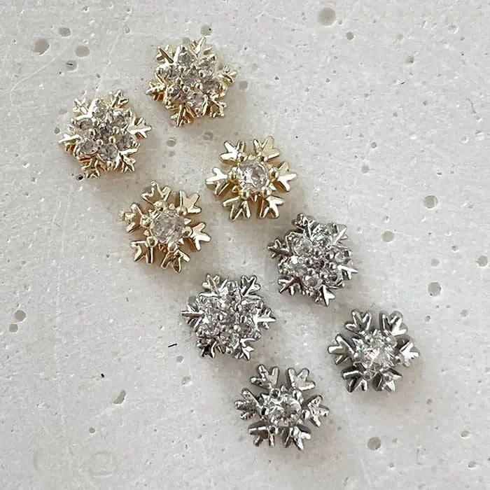 JEWELRY | SMALL LUXURY SNOWFLAKES - MEM 