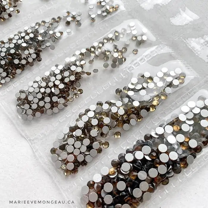 DIAMONDS | STEEL BLUE - MARIE-ÈVE MONGEAU