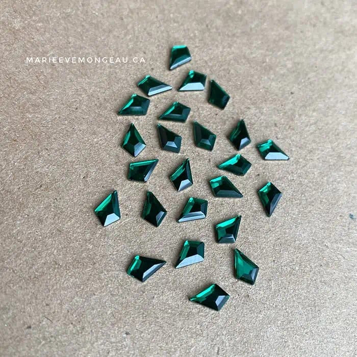 SHAPED DIAMONDS | PURPLE SKY - SMALL ASYMMETRICAL DIAMOND - MARIE-ÉVE MONGEAU