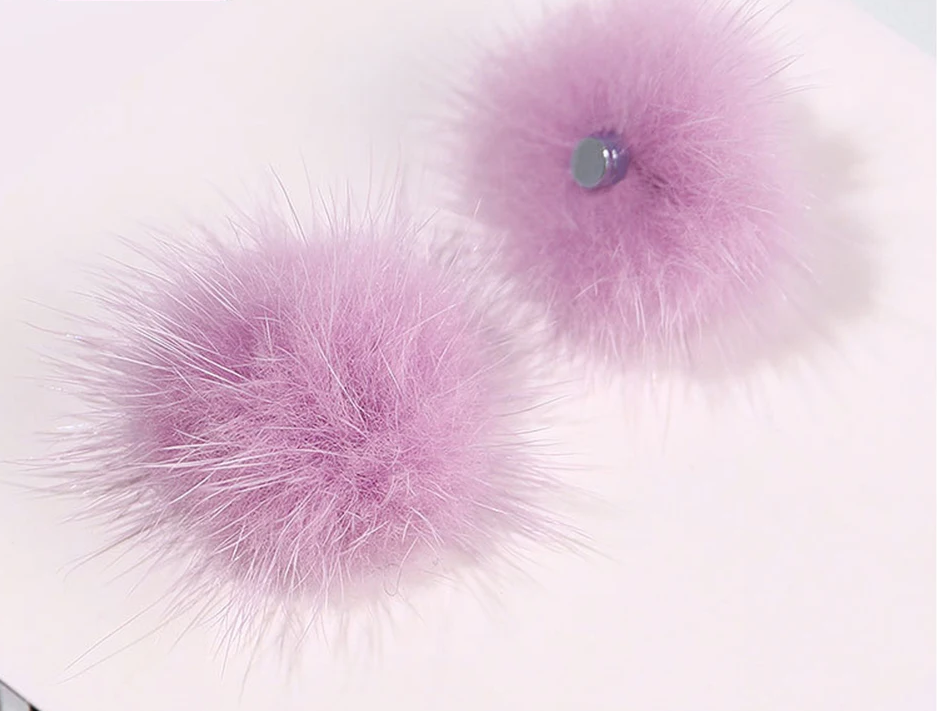 MAGNETIC POMPOM | NAIL ART - NAILIFY