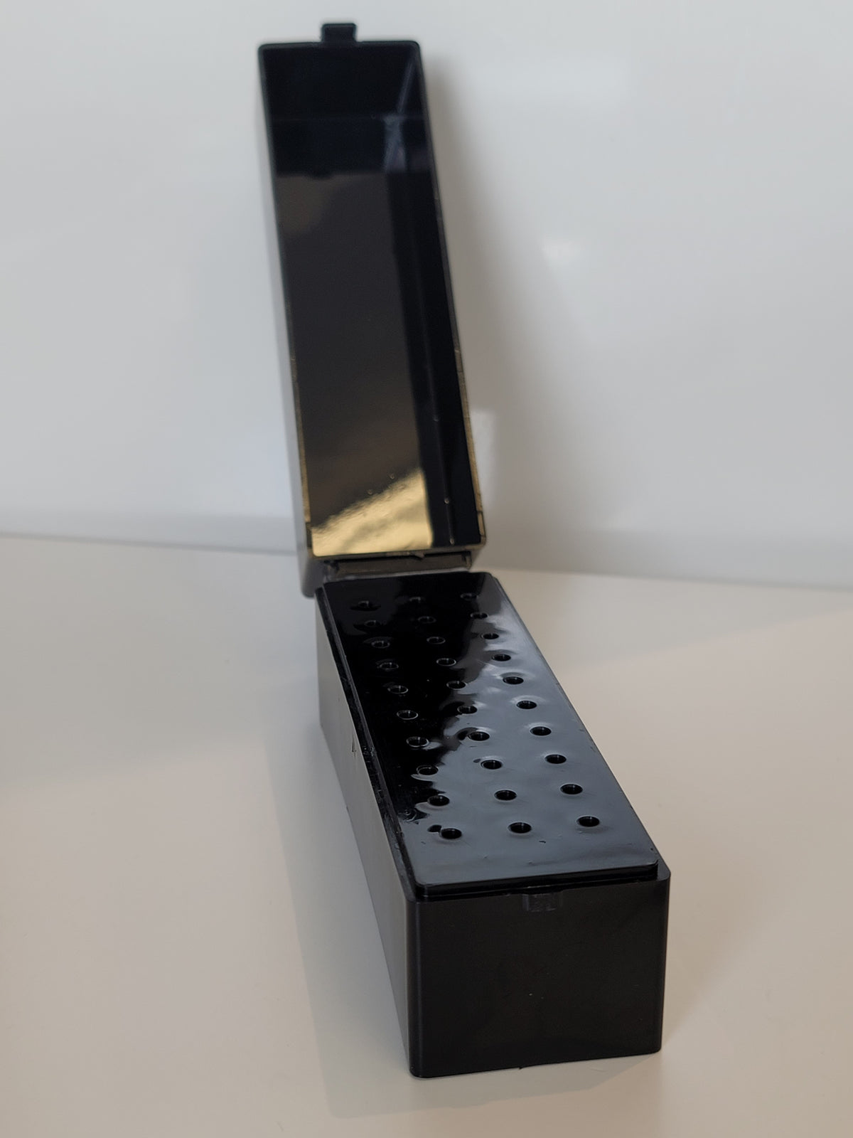 RANGEMENT POUR EMBOUTS REFERMABLE - 3 COULEURS DISPONIBLES