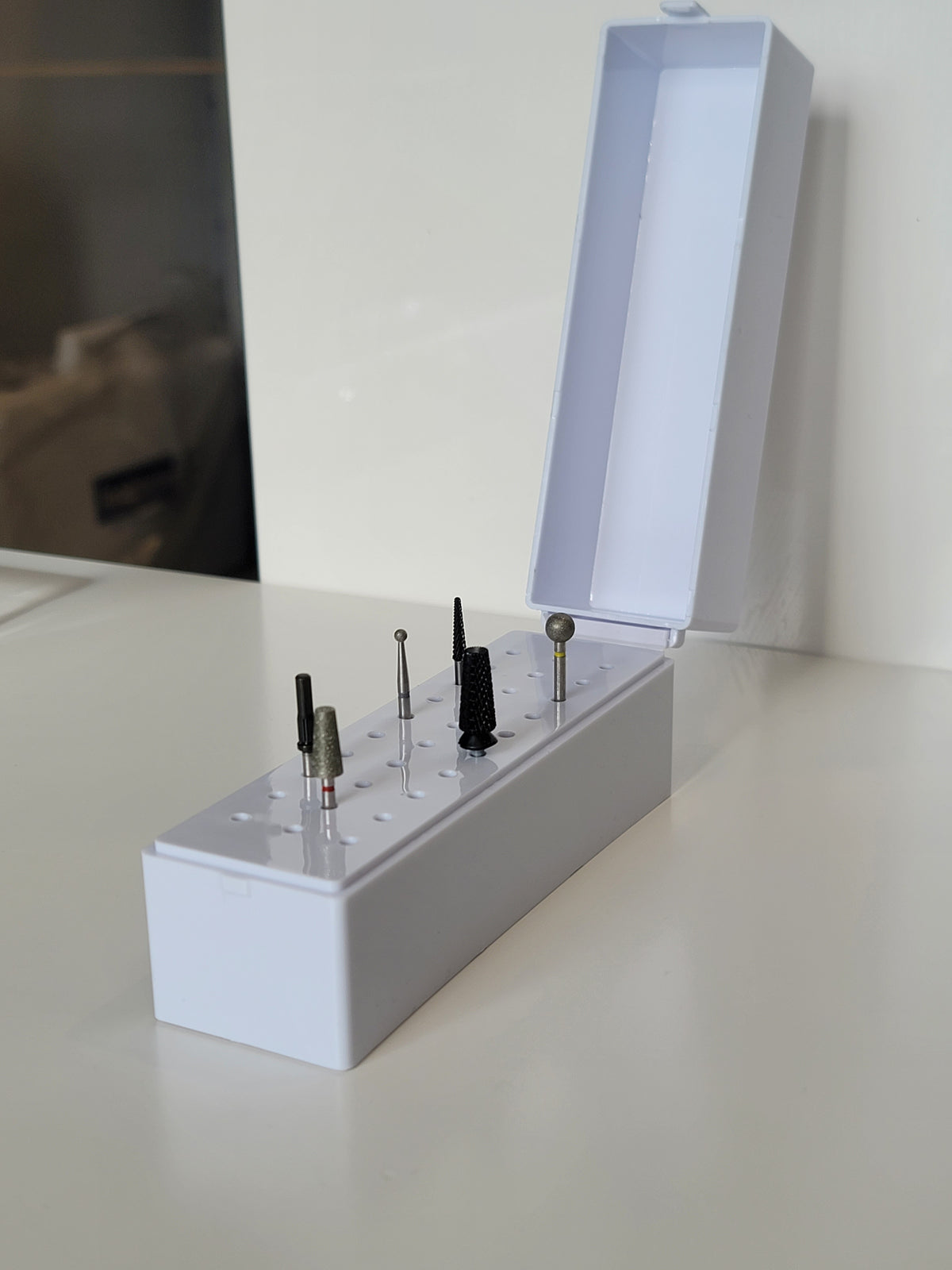 RANGEMENT POUR EMBOUTS REFERMABLE - 3 COULEURS DISPONIBLES