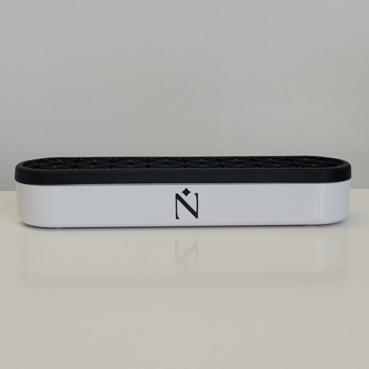 SILICONE BRUSH AND BOTTLE HOLDER - NAILIFY