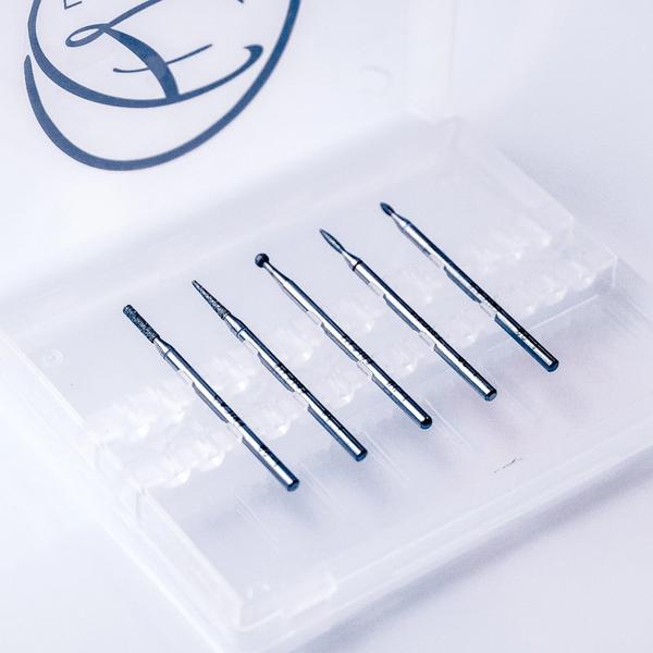 RUSSIAN MANICURE KIT - KIT MANUCURE RUSSE Kit d'embouts Nailify