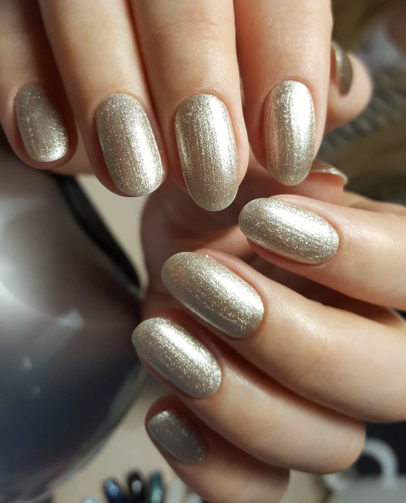 LUXIO CHAMPAGNE | SPARKLING CHAMPAGNE COLOR UV/LED GEL POLISH LUXIO CHAMPAGNE | SPARKLING CHAMPAGNE COLOR UV/LED GEL POLISH