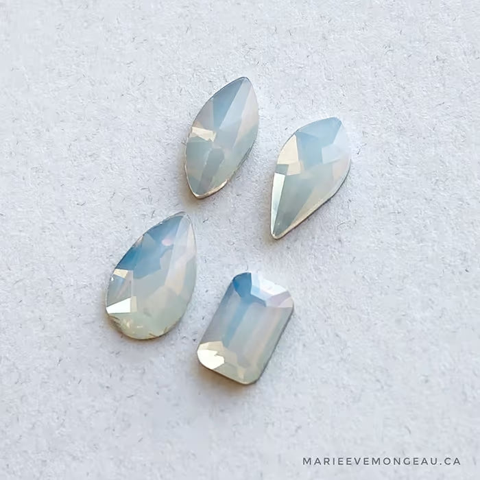 DROP-SHAPED DIAMONDS | WHITE OPAL - MARIE-ÈVE MONGEAU