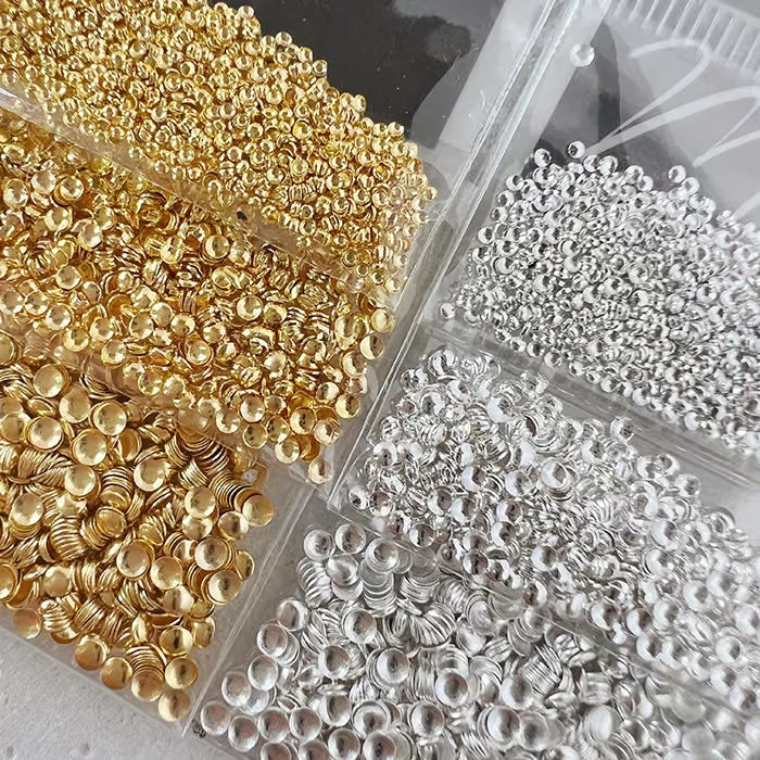 JEWELRY | MEDIUM ROUND EMBOSSED GOLD PLANE - MARIE-ÈVE MONGEAU