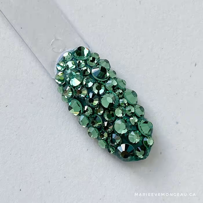 DIAMONDS | ERINITE GREEN - MARIE-ÈVE MONGEAU