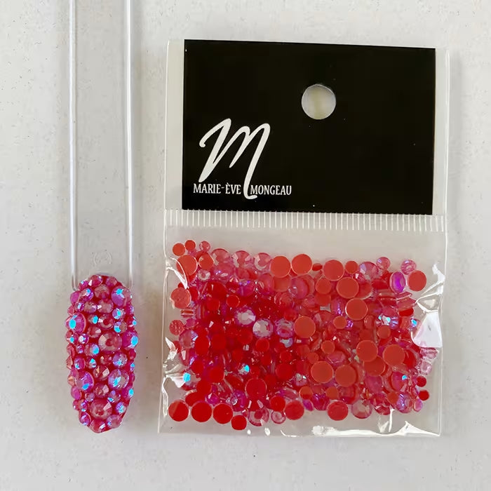 DIAMONDS | FROST STRAWBERRY - MARIE-ÈVE MONGEAU