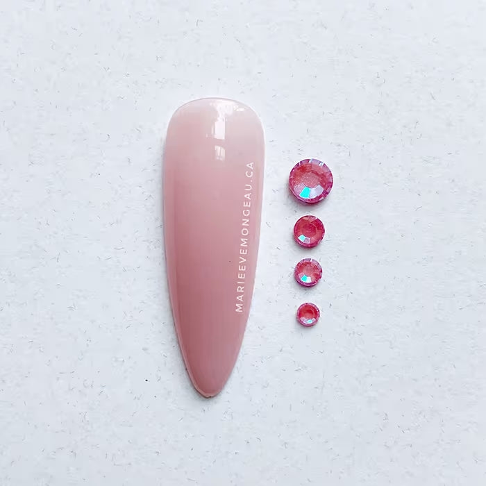 DIAMONDS | FROSTED RASPBERRY - MARIE-ÈVE MONGEAU
