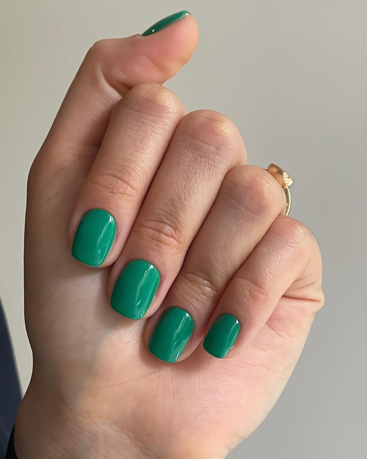 LUXIO HIGH | UV/LED GEL POLISH - AKZENTZ