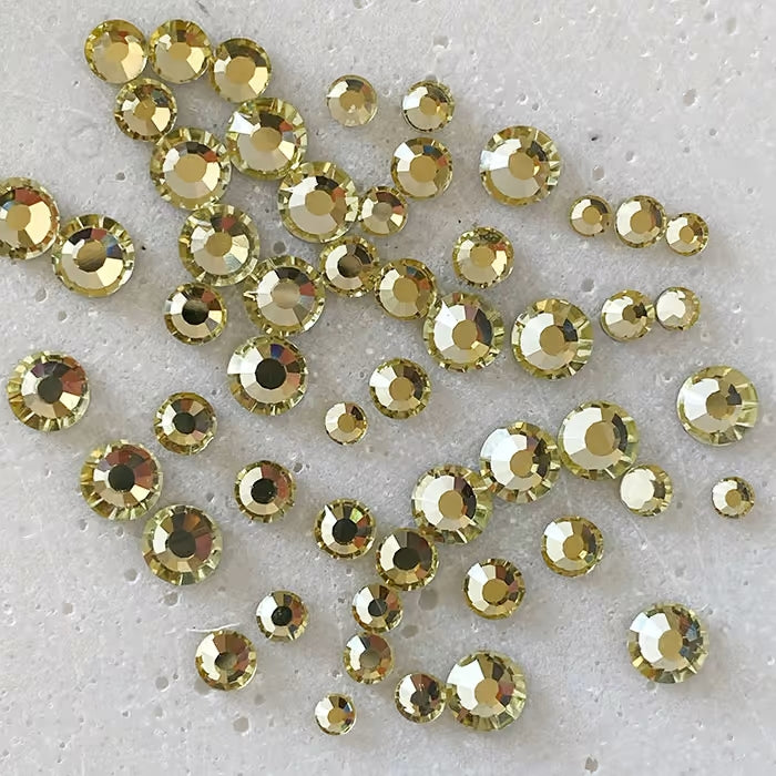 DIAMANTS | JAUNE LYS - MARIE-ÈVE MONGEAU