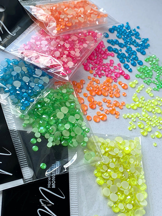 DIAMONDS | NEON YELLOW - MARIE-ÈVE MONGEAU