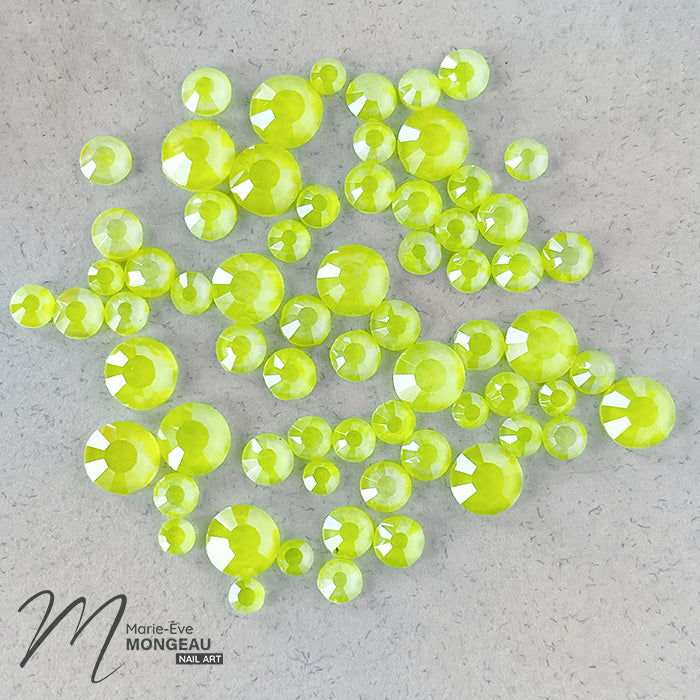 DIAMONDS | NEON YELLOW - MARIE-ÈVE MONGEAU