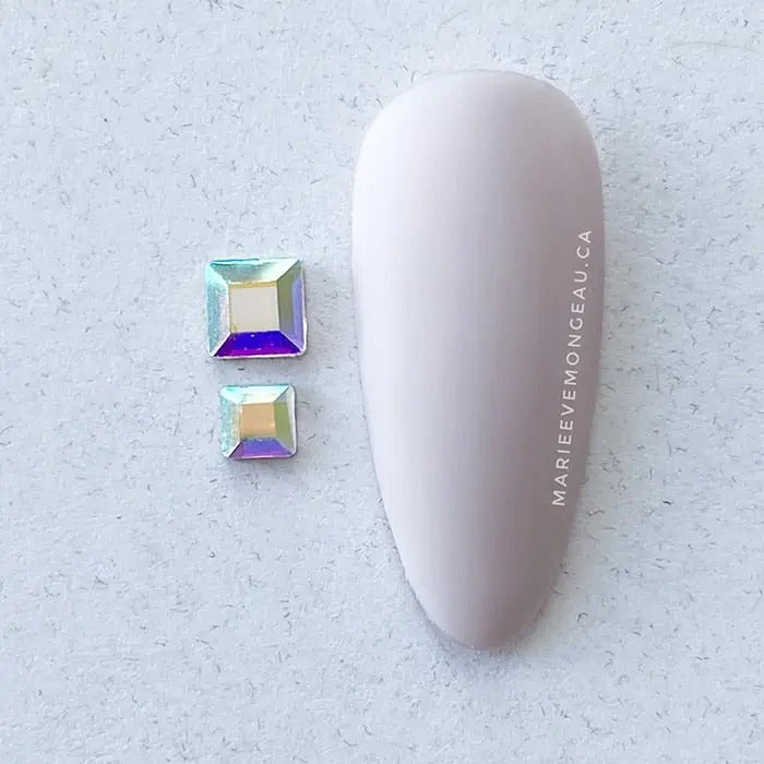 DIAMANTS AB | MOYEN CARRÉ - MARIE-ÈVE MONGEAU