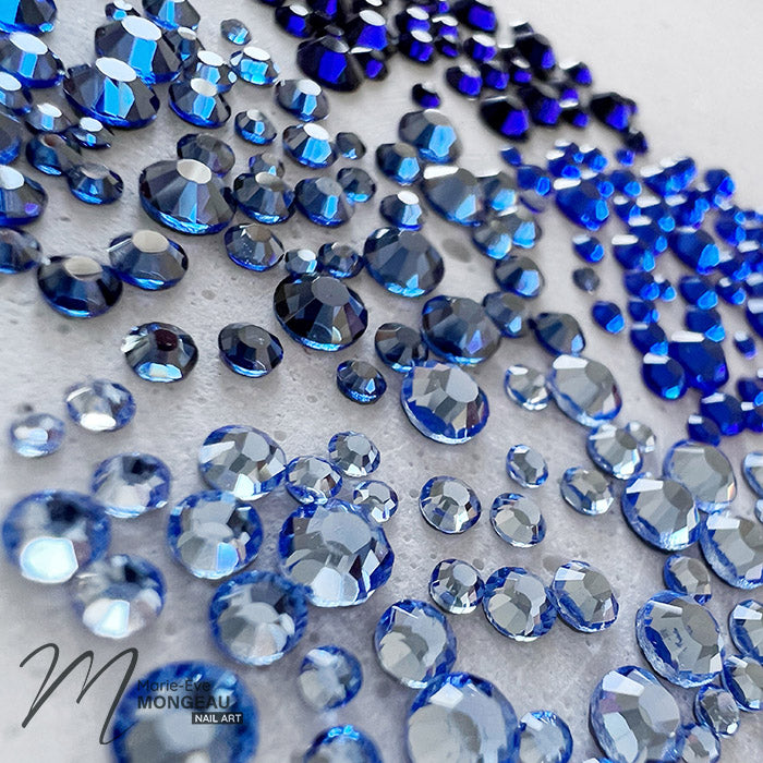 DIAMONDS | SOURCE BLUE - MARIE-ÈVE MONGEAU