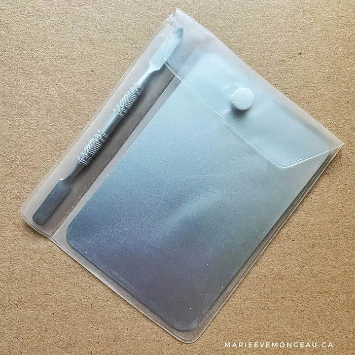 NAIL ART BROCHURE - MARIE-ÈVE MONGEAU