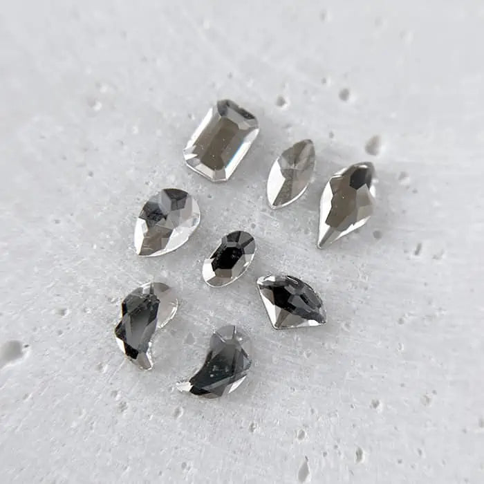 DIAMANTS FORMES GRAND LOSANGE ASYMÉTRIQUE | CRISTAL BLANC - MEM