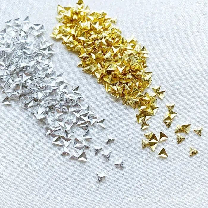 JEWELRY | MEDIUM FROSTED GOLD TRIANGLE - MARIE-ÈVE MONGEAU