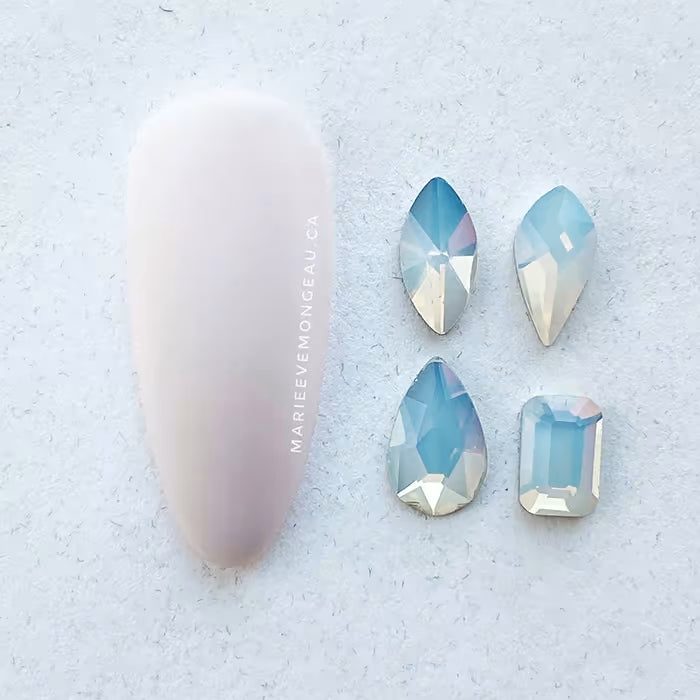 DROP-SHAPED DIAMONDS | WHITE OPAL - MARIE-ÈVE MONGEAU