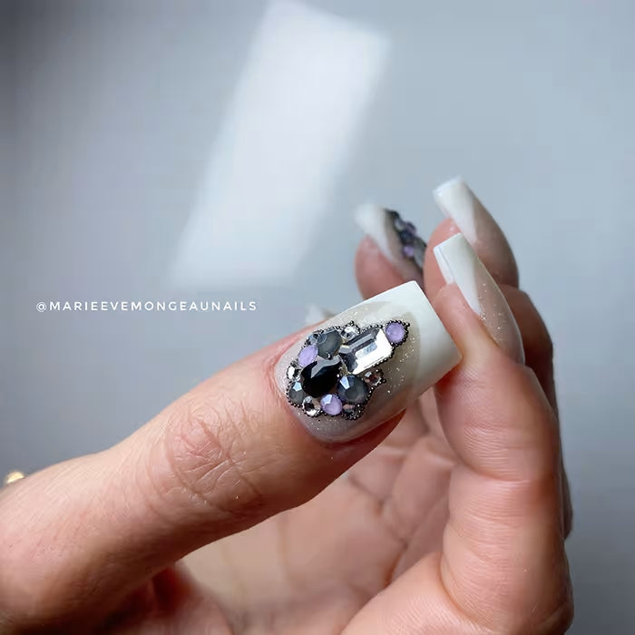 DIAMONDS | ONYX - MARIE-ÈVE MONGEAU