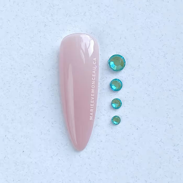 DIAMONDS | GREEN GRAY - MARIE-ÈVE MONGEAU