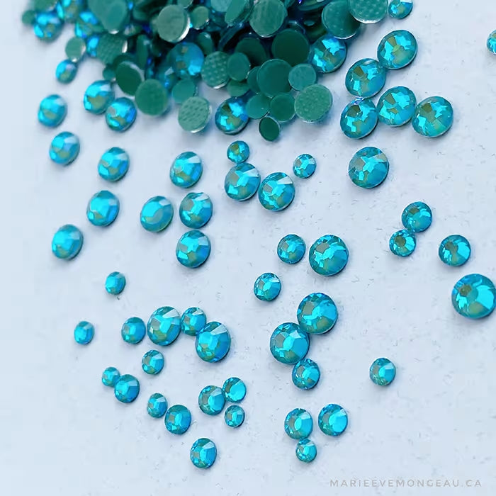 DIAMONDS | GREEN GRAY - MARIE-ÈVE MONGEAU