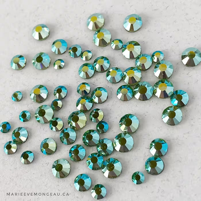 DIAMONDS | COSMIC GREEN - MARIE-ÈVE MONGEAU